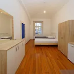 Apartment Americka 8